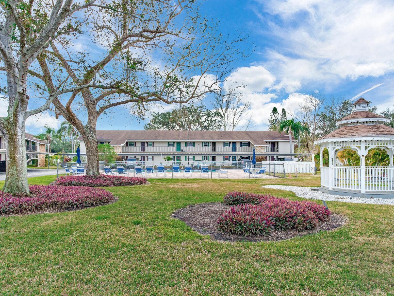 9881 113TH ST #115, SEMINOLE, FL, 33772