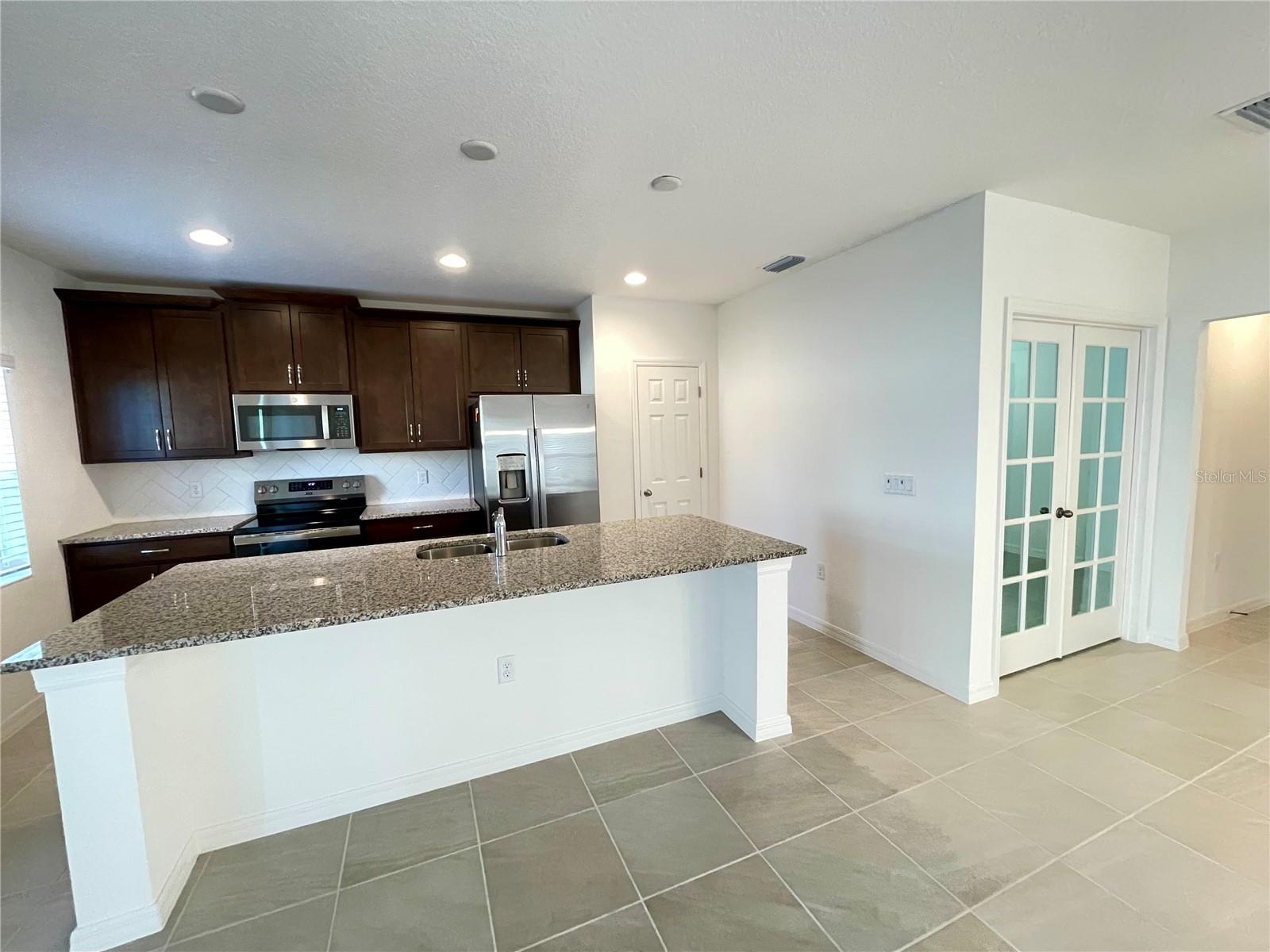 418 NORTH BLVD EAST, DAVENPORT, FL, 33837