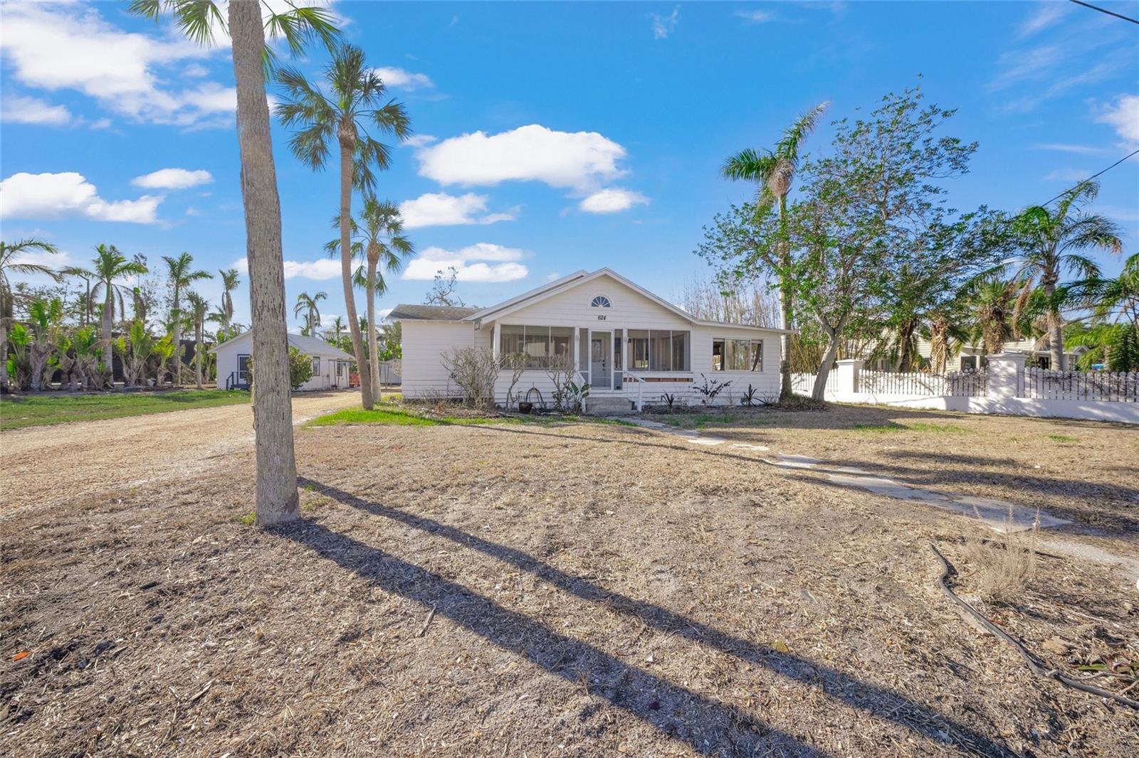 624 NORSOTA WAY, SARASOTA, FL, 34242