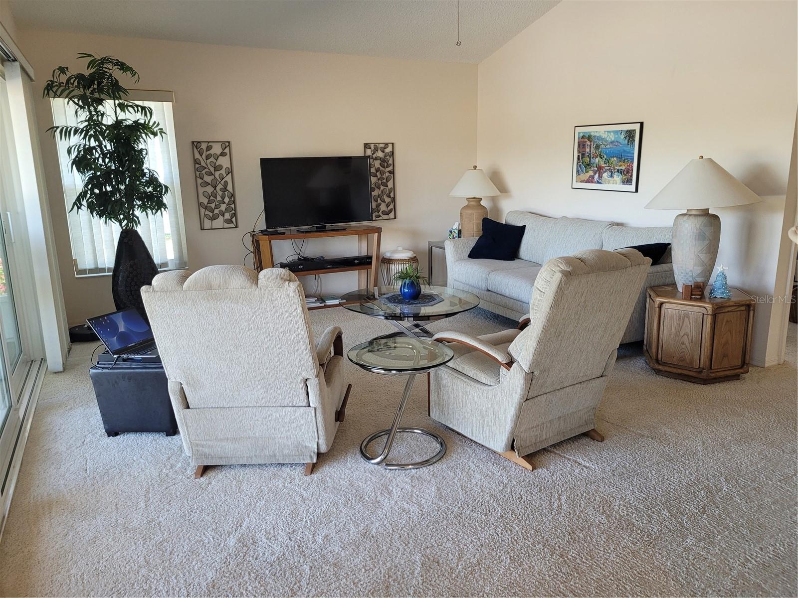 2439 E DEL WEBB BLVD, SUN CITY CENTER, FL, 33573