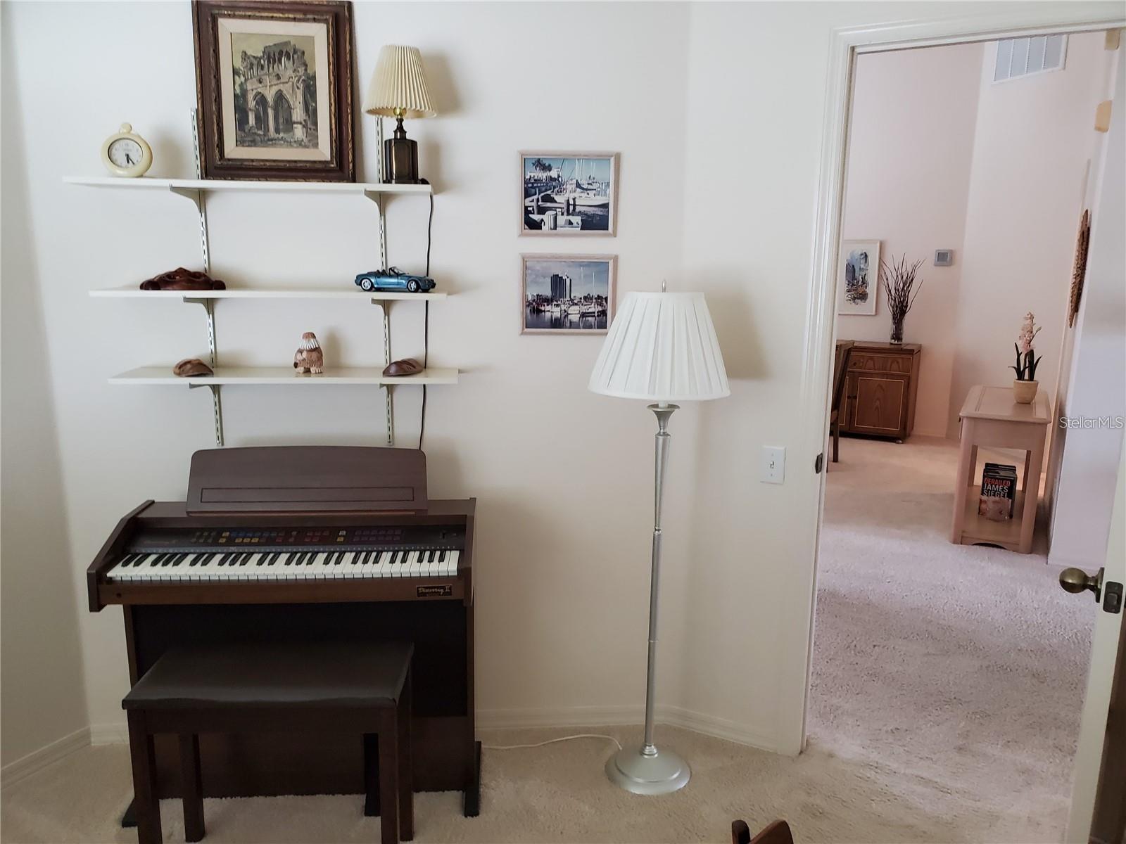 2439 E DEL WEBB BLVD, SUN CITY CENTER, FL, 33573