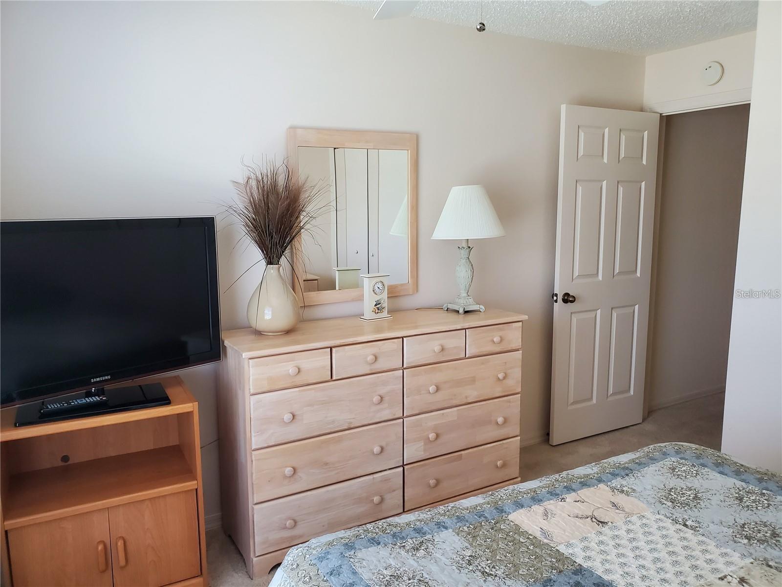 2439 E DEL WEBB BLVD, SUN CITY CENTER, FL, 33573