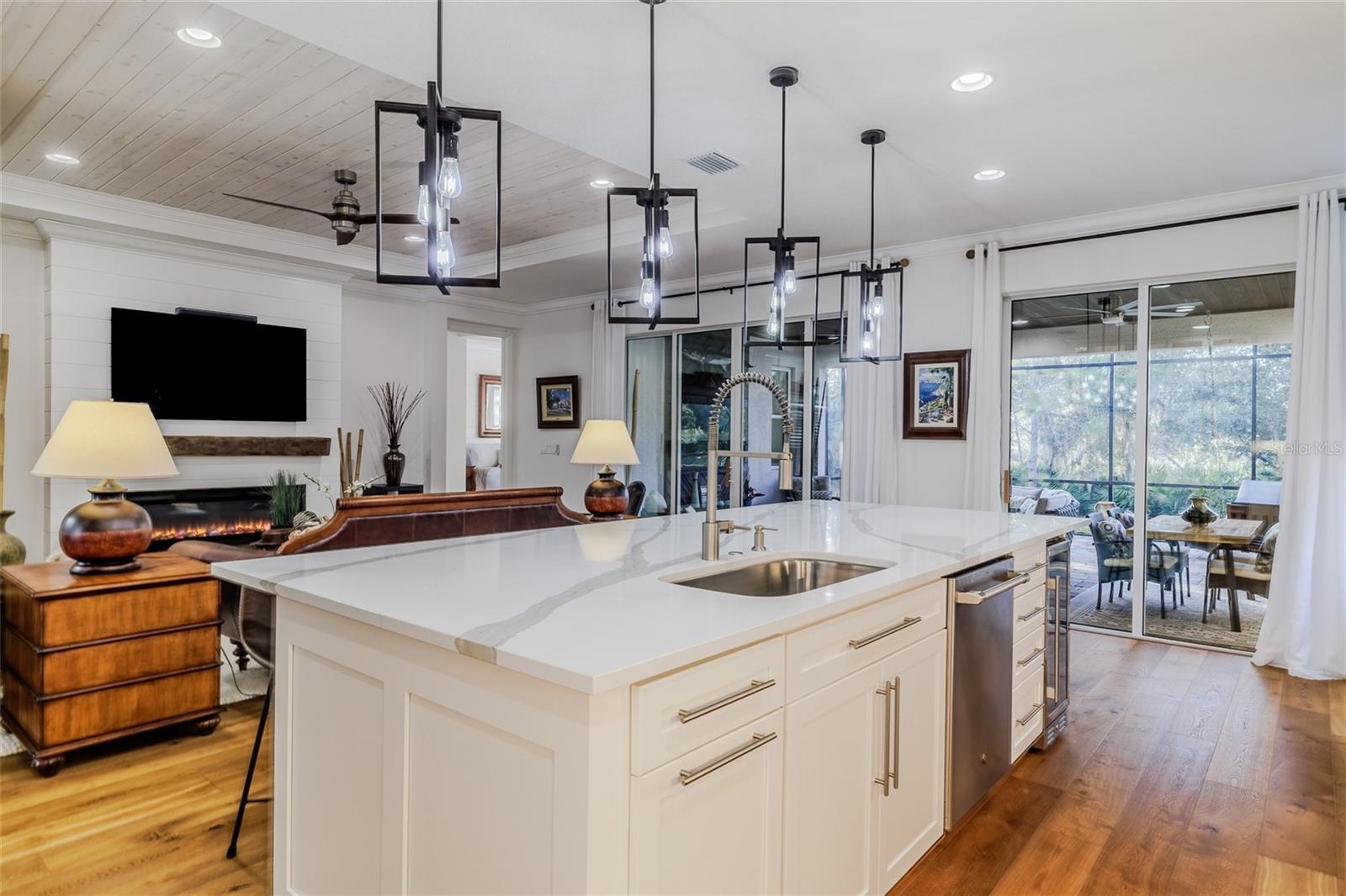 1137 AVERY MEADOWS WAY, DELAND, FL, 32724