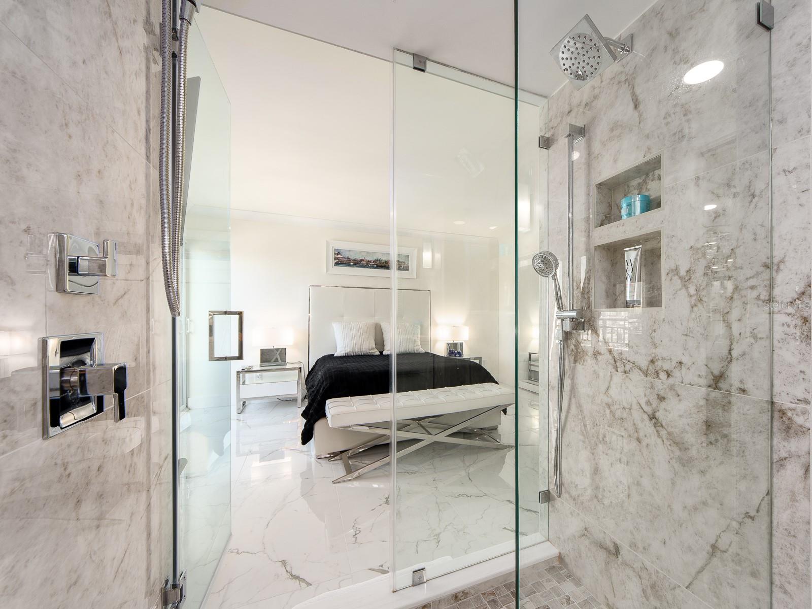 855 BAYWAY BLVD #804, CLEARWATER BEACH, FL, 33767