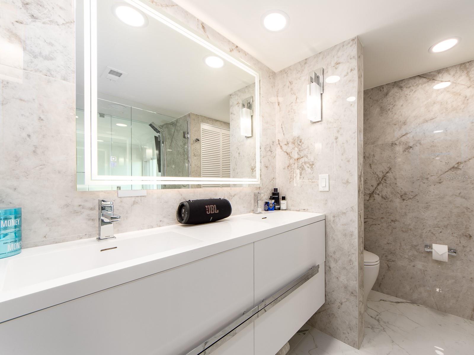 855 BAYWAY BLVD #804, CLEARWATER BEACH, FL, 33767