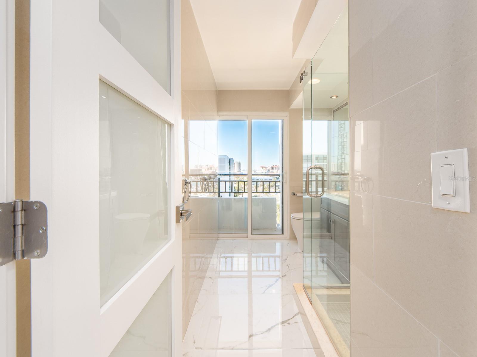 855 BAYWAY BLVD #804, CLEARWATER BEACH, FL, 33767