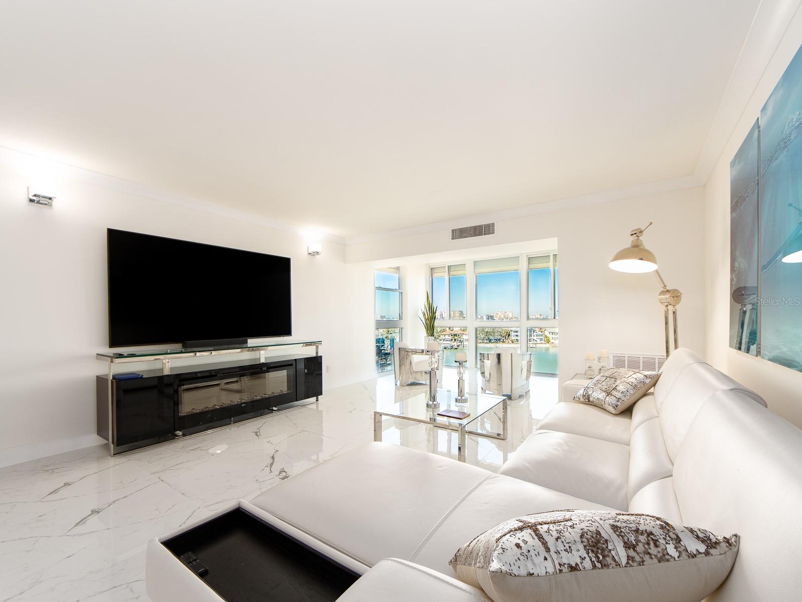 855 BAYWAY BLVD #804, CLEARWATER BEACH, FL, 33767