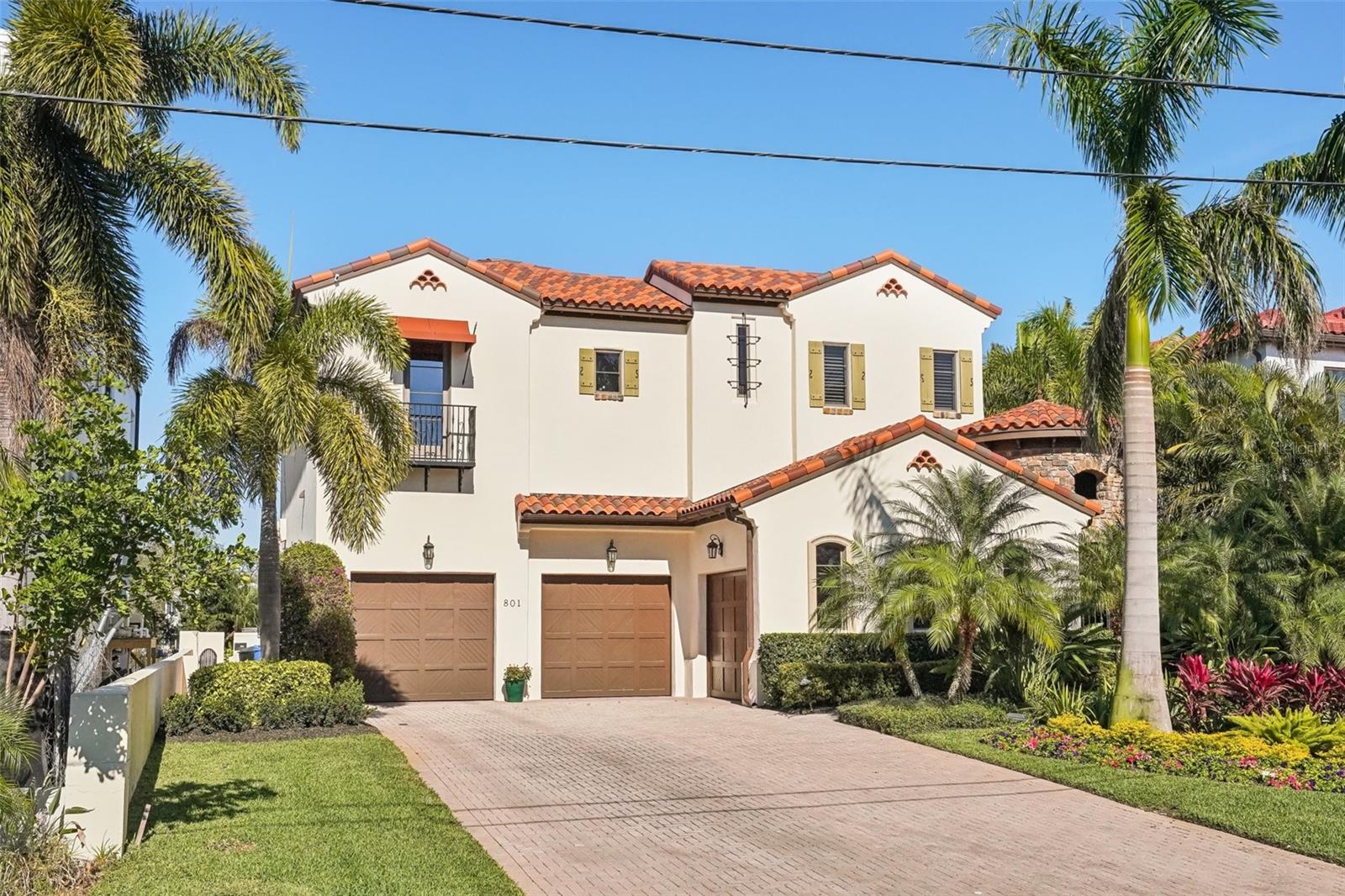 801 BRIGHTWATERS BLVD NE, ST PETERSBURG, FL, 33704
