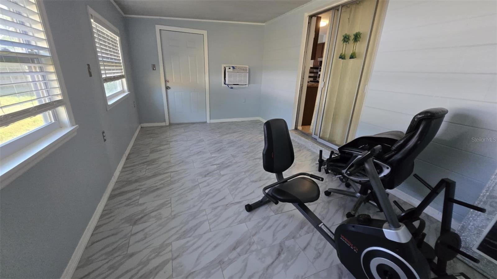 9901 54TH ST N, PINELLAS PARK, FL, 33782