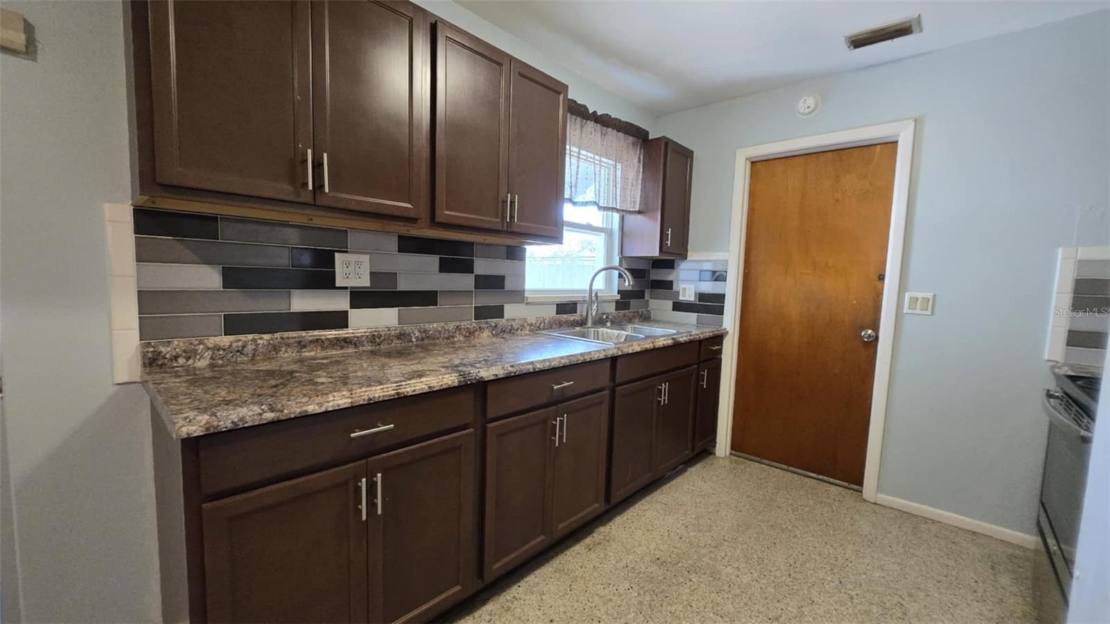 9901 54TH ST N, PINELLAS PARK, FL, 33782