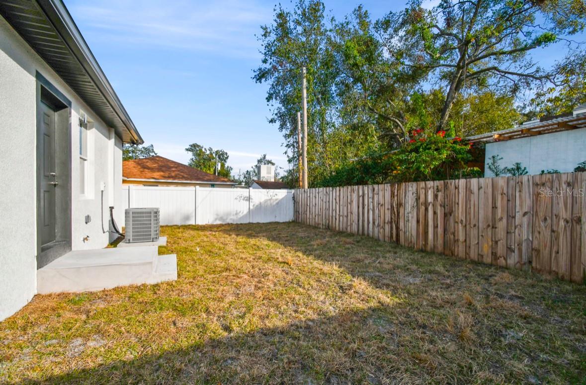 703 E WOOD ST, TAMPA, FL, 33604