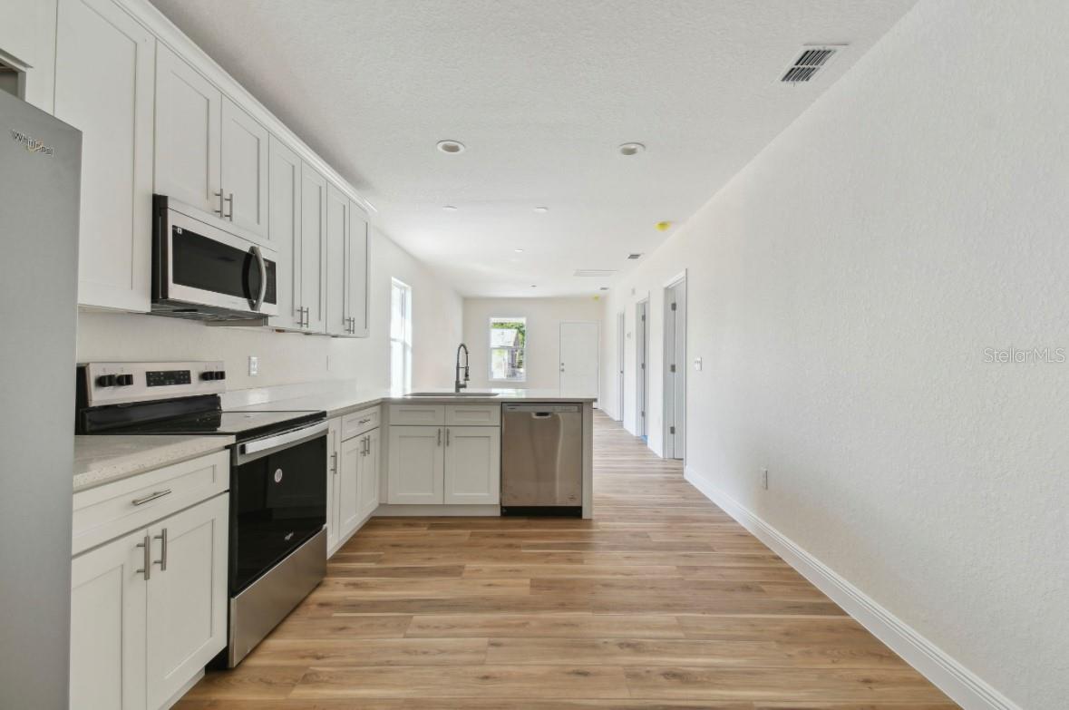 703 E WOOD ST, TAMPA, FL, 33604