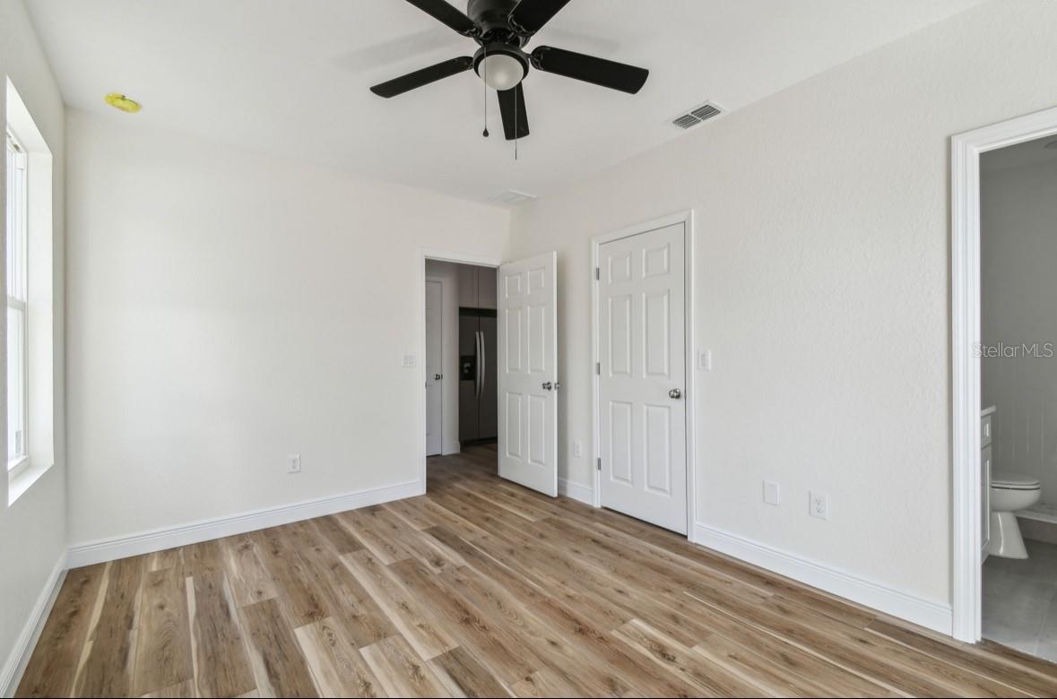 703 E WOOD ST, TAMPA, FL, 33604