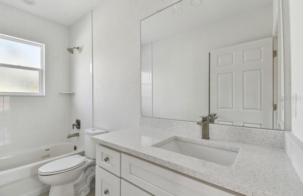 703 E WOOD ST, TAMPA, FL, 33604