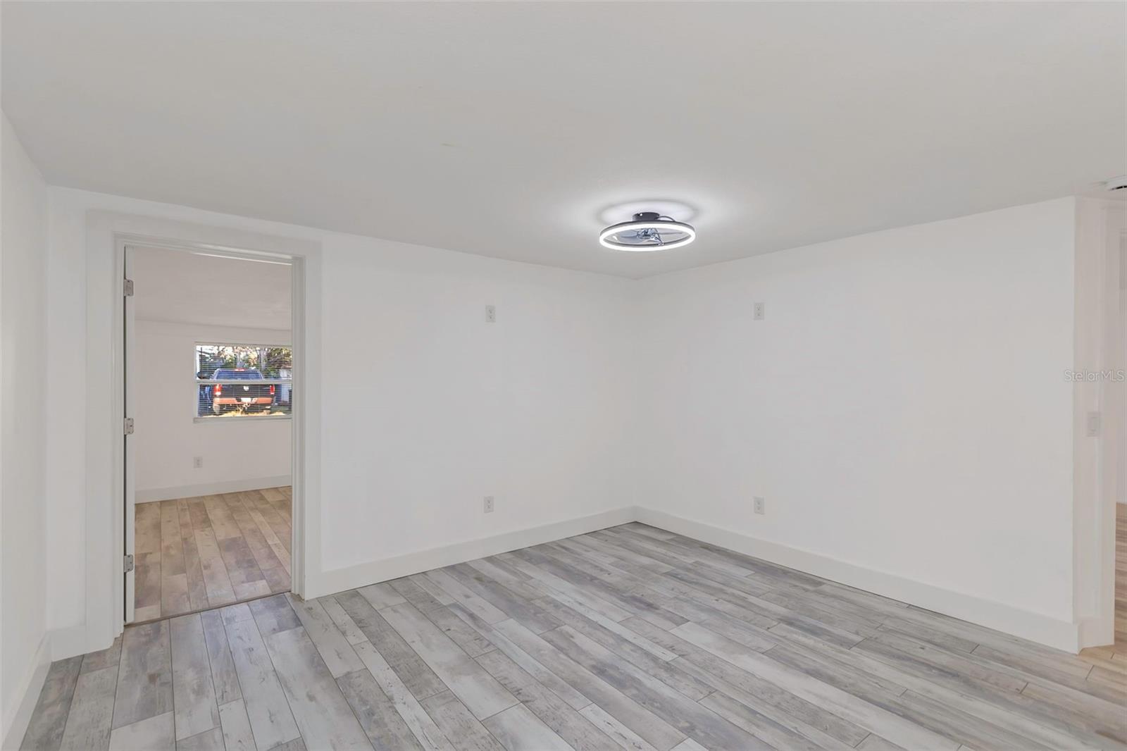 6136 56TH AVE N, ST PETERSBURG, FL, 33709