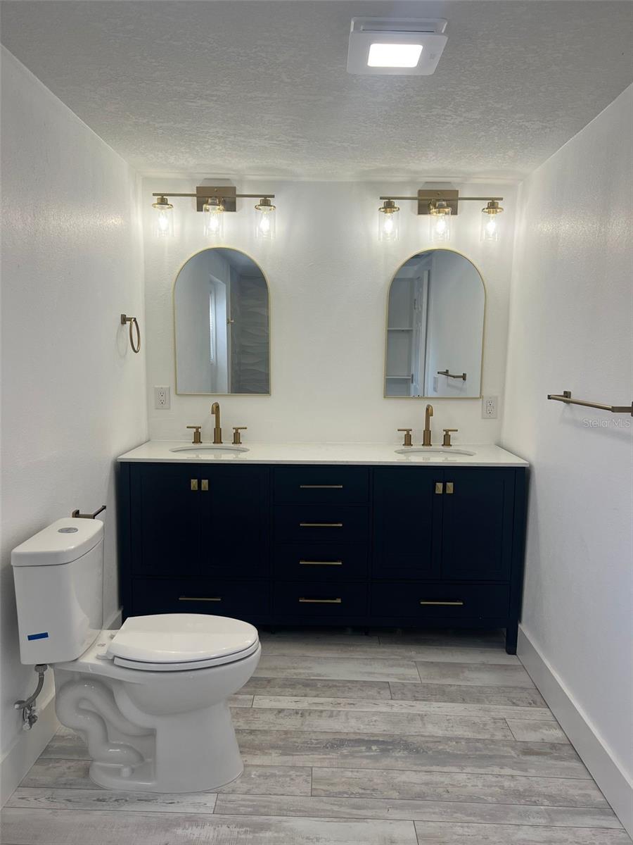 6136 56TH AVE N, ST PETERSBURG, FL, 33709
