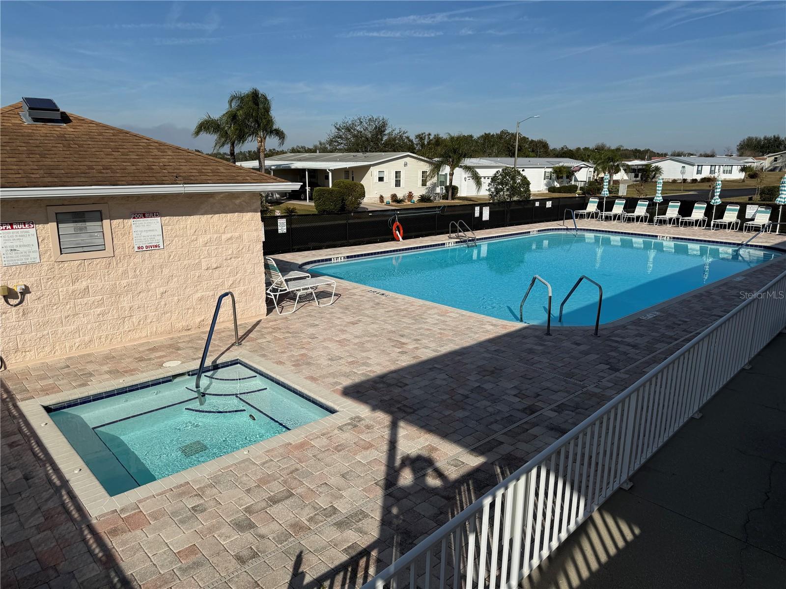 37729 NEUKOM AVE, ZEPHYRHILLS, FL, 33541