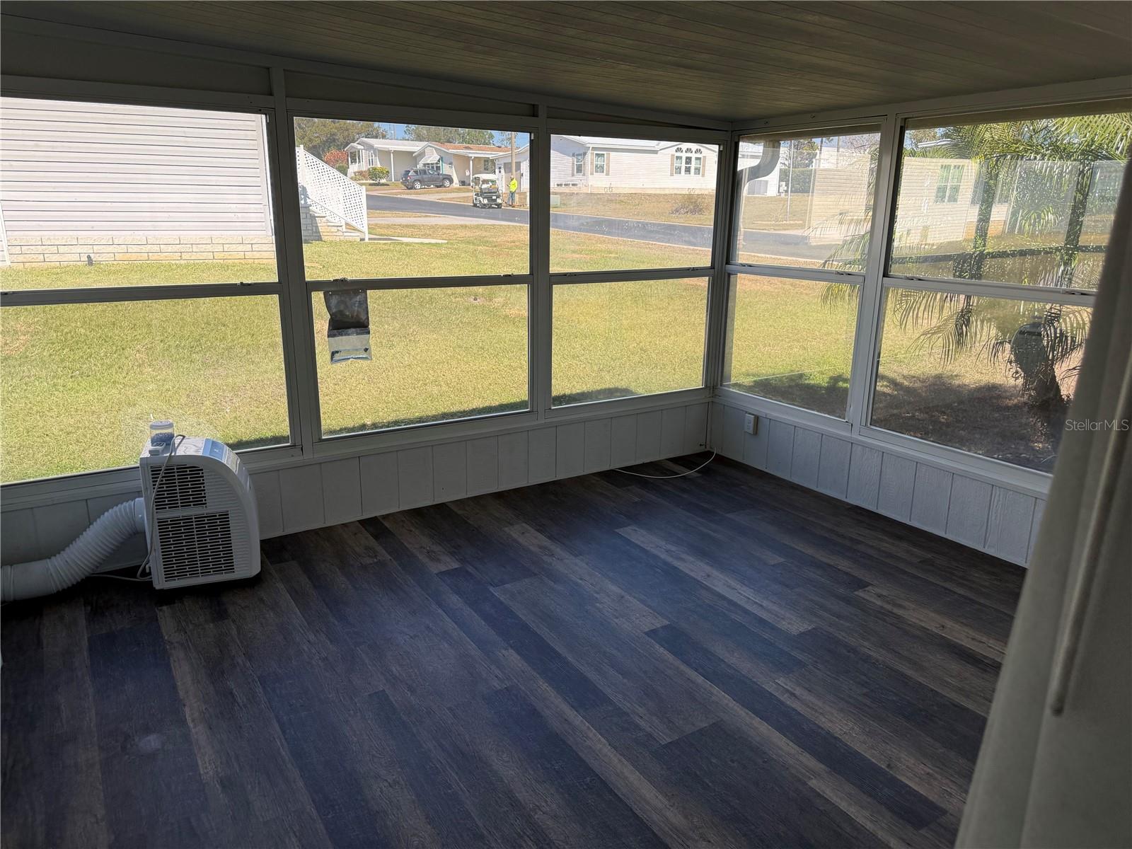 37729 NEUKOM AVE, ZEPHYRHILLS, FL, 33541