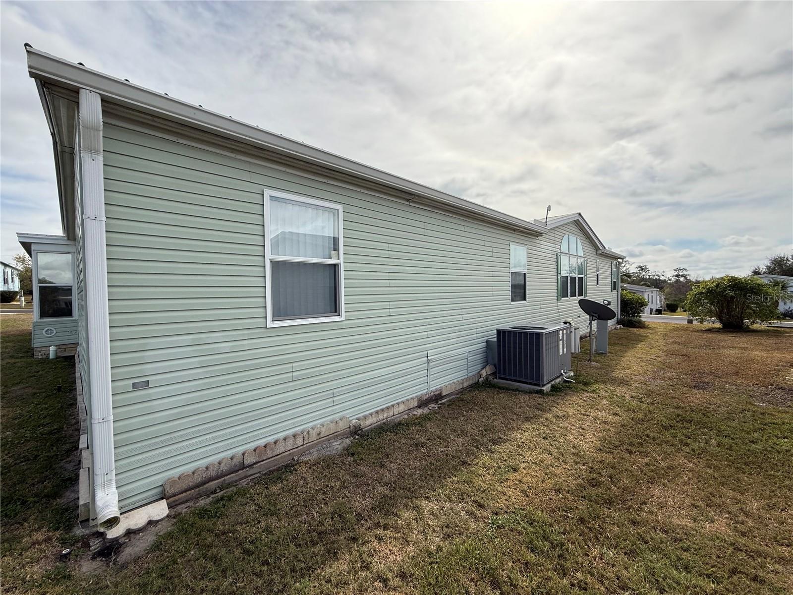 37729 NEUKOM AVE, ZEPHYRHILLS, FL, 33541