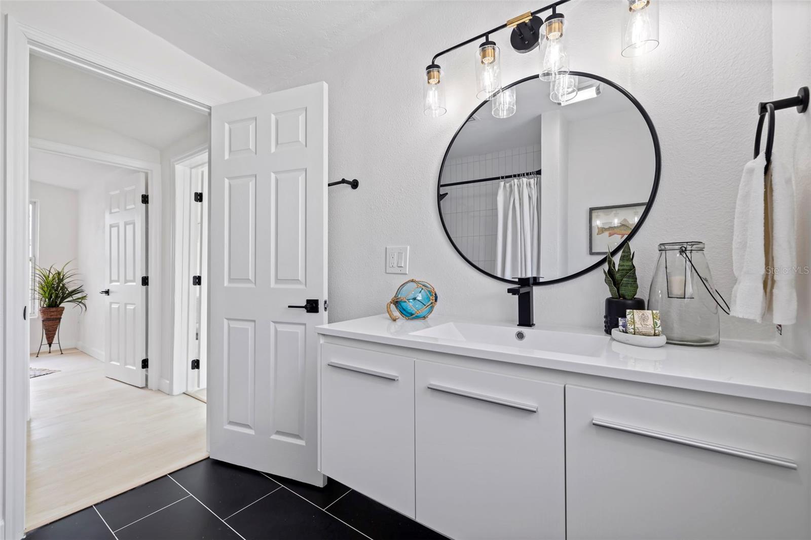 3242 37TH ST N, ST PETERSBURG, FL, 33713