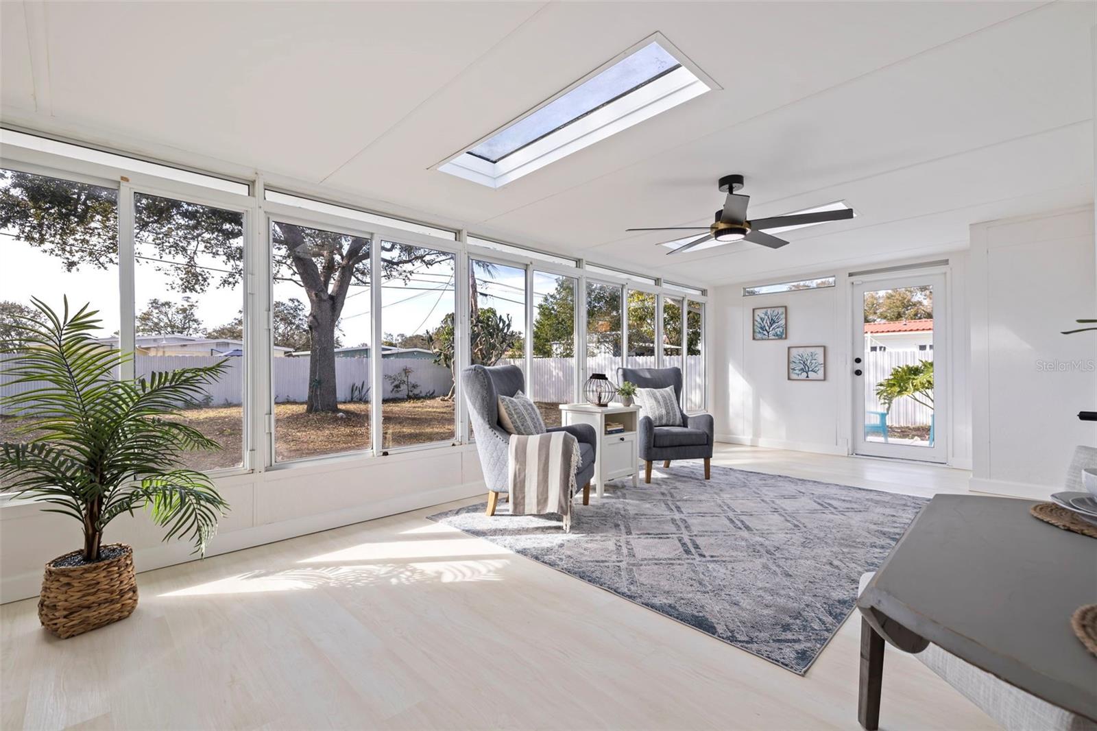 3242 37TH ST N, ST PETERSBURG, FL, 33713