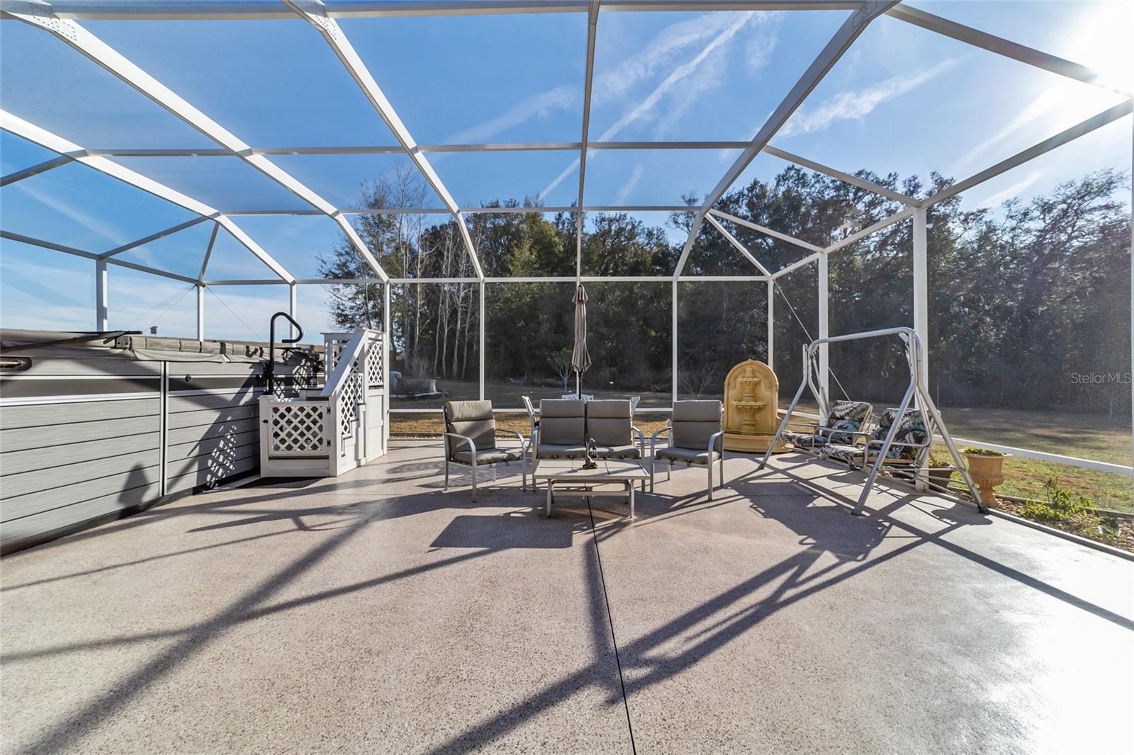 15992 SE 179TH LN, WEIRSDALE, FL, 32195