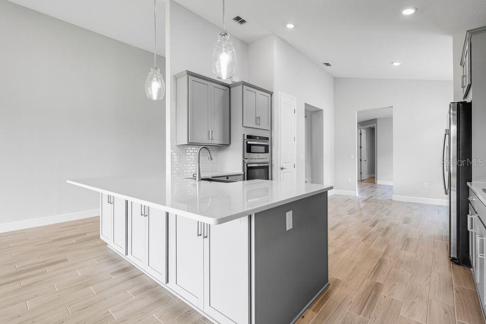 2 GEOSAM DR, PALM COAST, FL, 32137