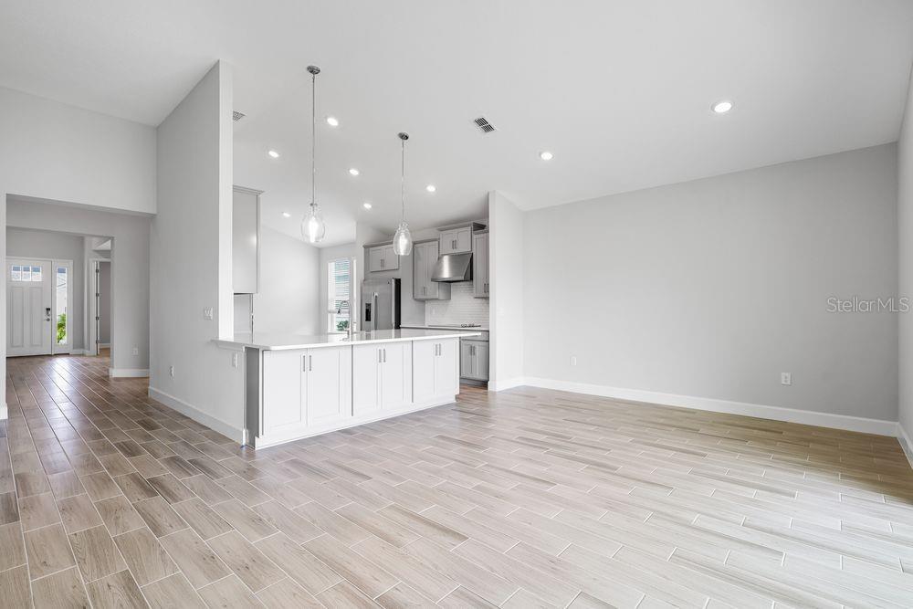 2 GEOSAM DR, PALM COAST, FL, 32137