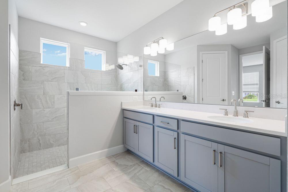 2 GEOSAM DR, PALM COAST, FL, 32137