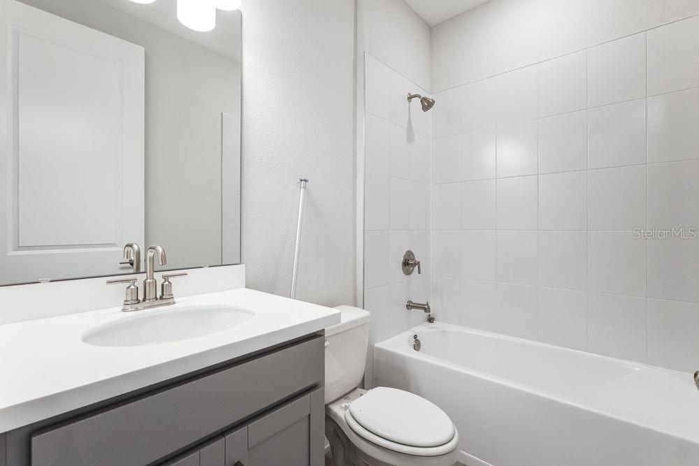 2 GEOSAM DR, PALM COAST, FL, 32137