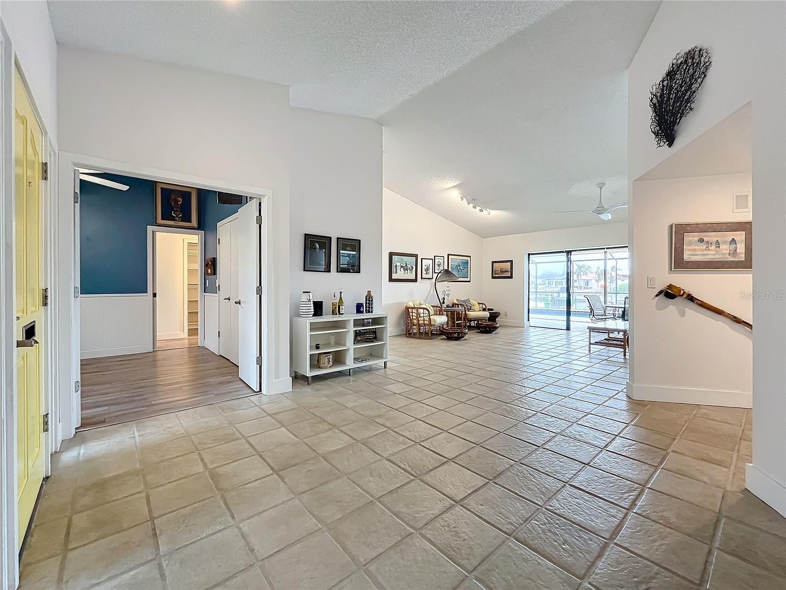 4340 45TH ST S, ST PETERSBURG, FL, 33711