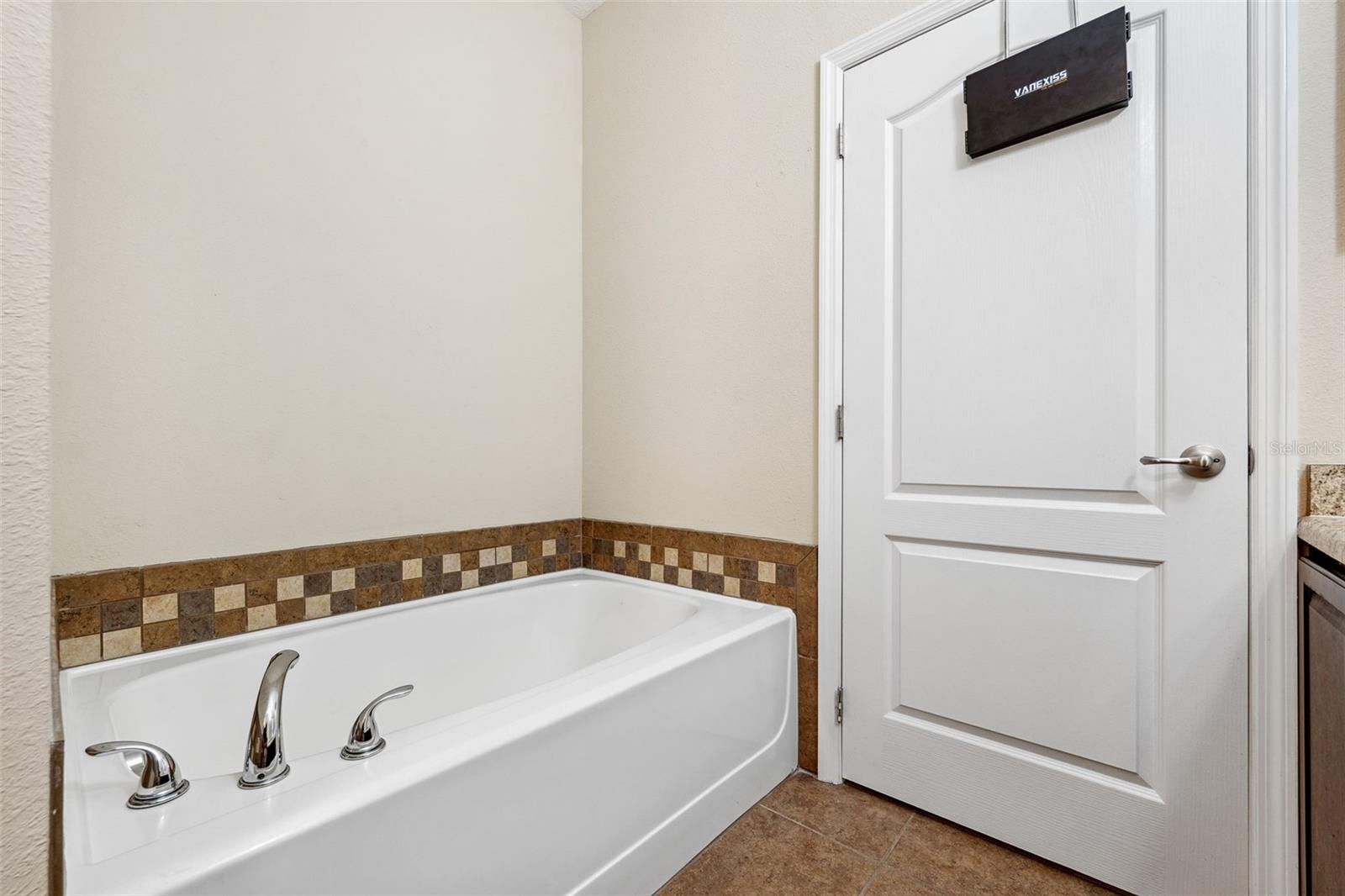 2415 10TH AVE E, PALMETTO, FL, 34221