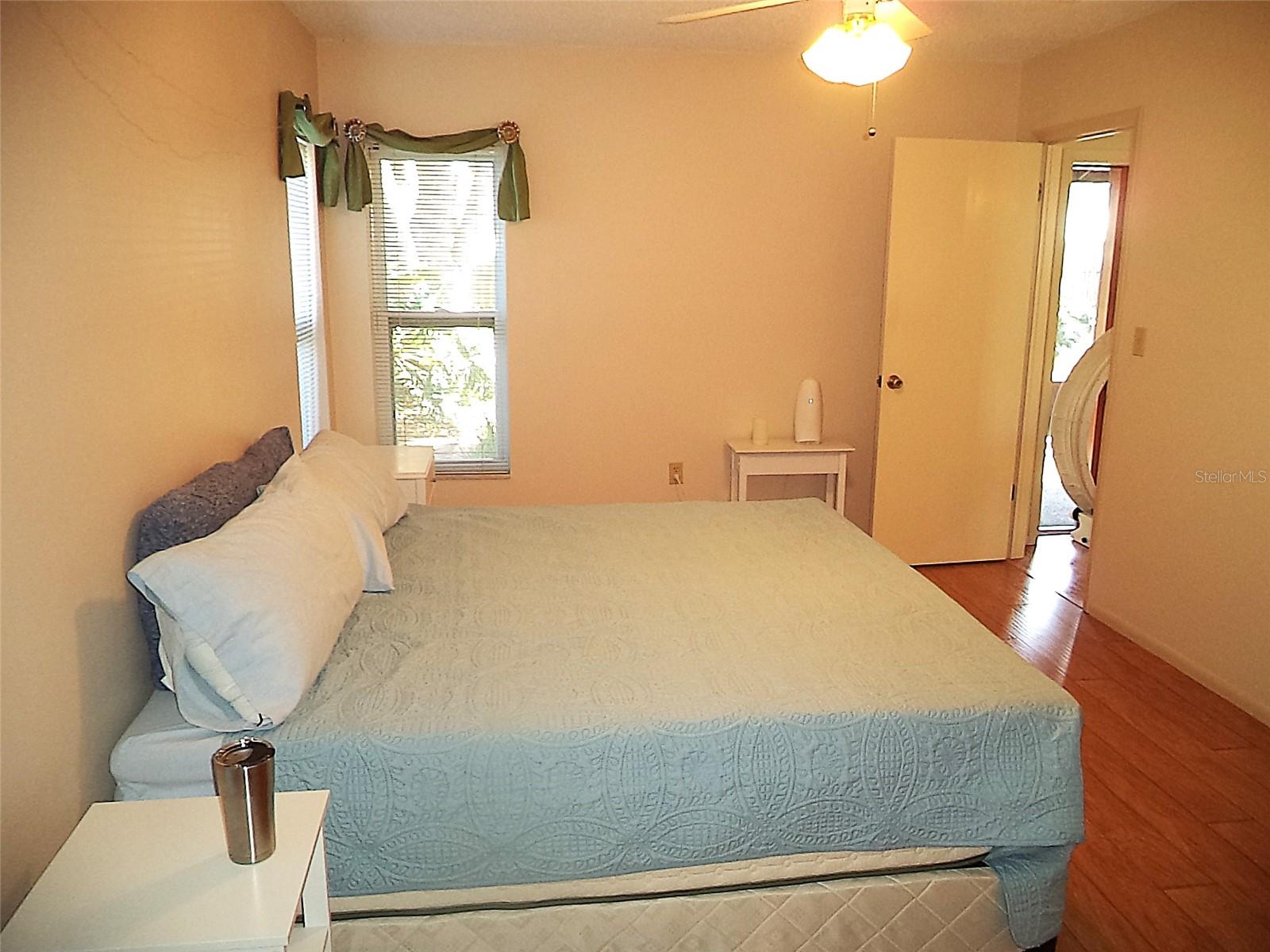 802 GATEWAY LN, TAMPA, FL, 33613