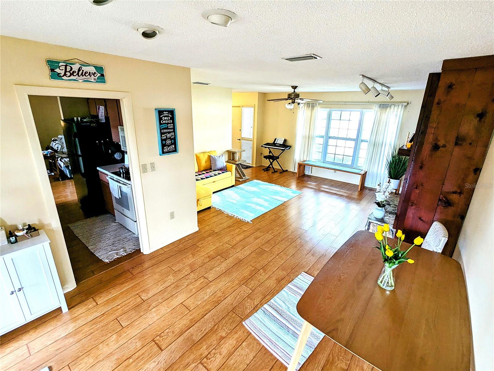 802 GATEWAY LN, TAMPA, FL, 33613