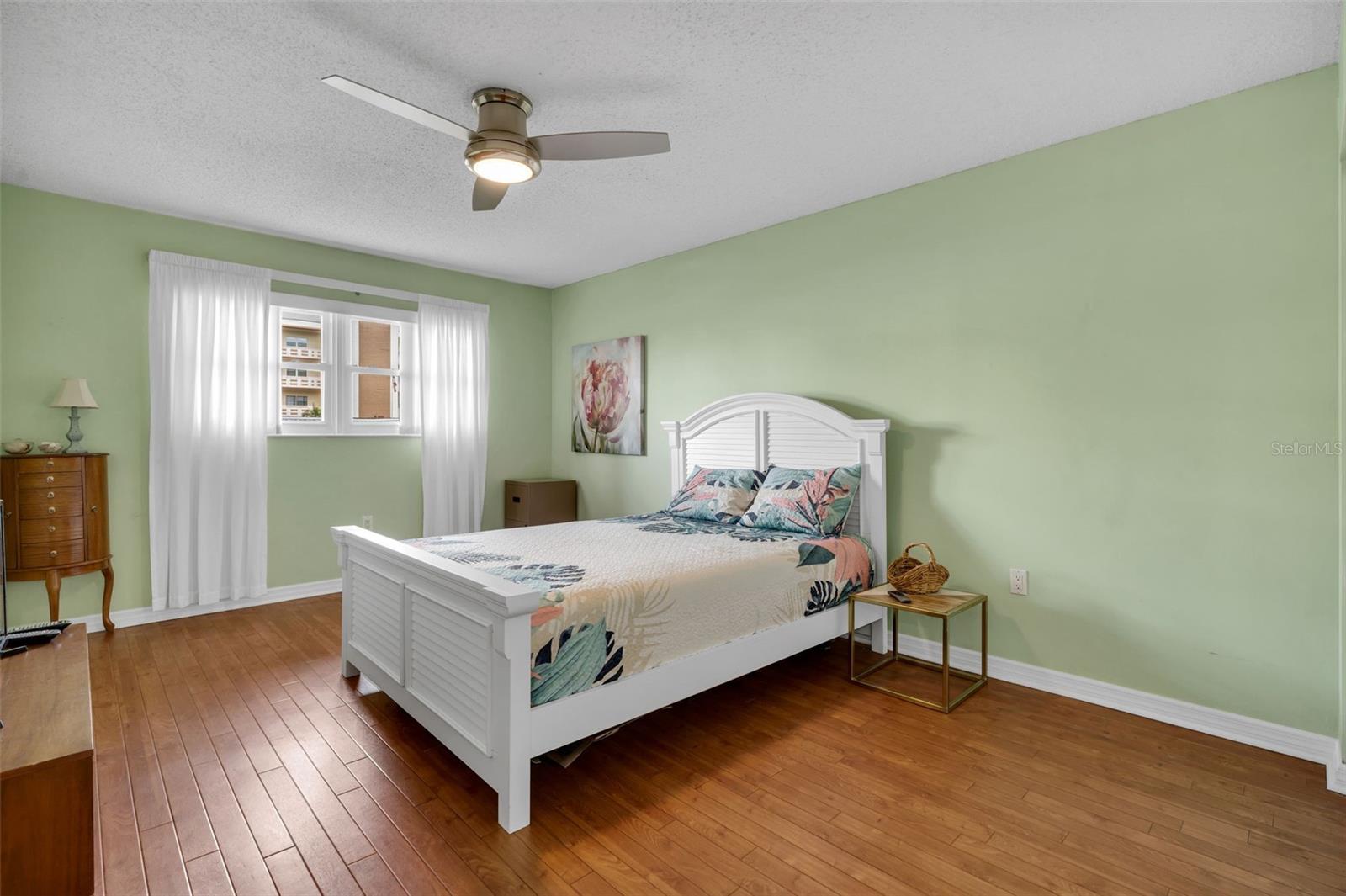 5623 80TH ST N #105, ST PETERSBURG, FL, 33709