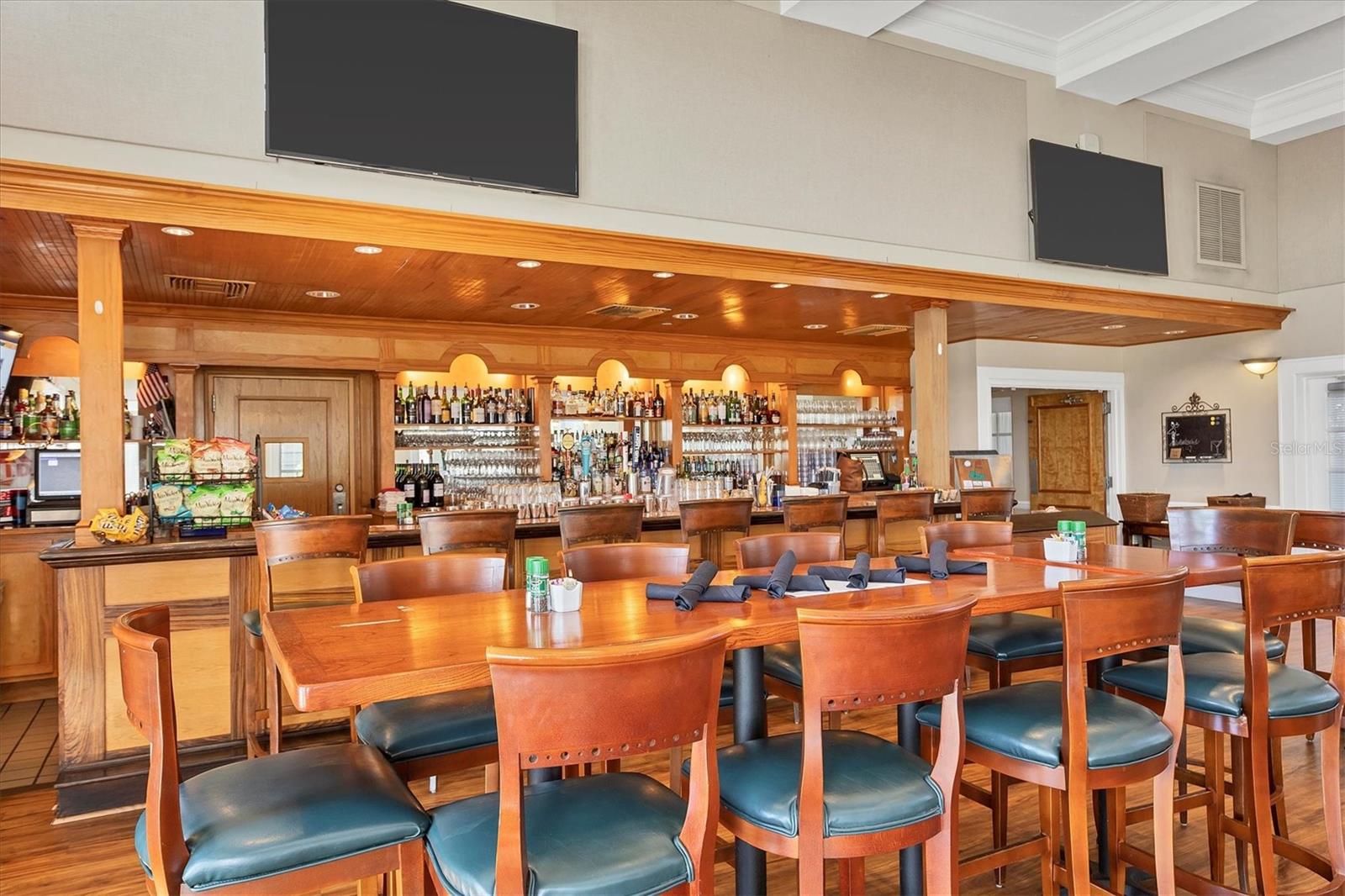 1207 HIGHLAND GREENS DR, VENICE, FL, 34285