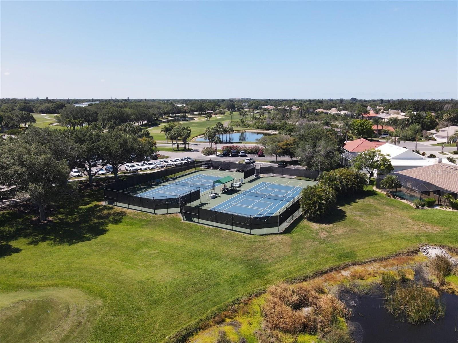 1207 HIGHLAND GREENS DR, VENICE, FL, 34285