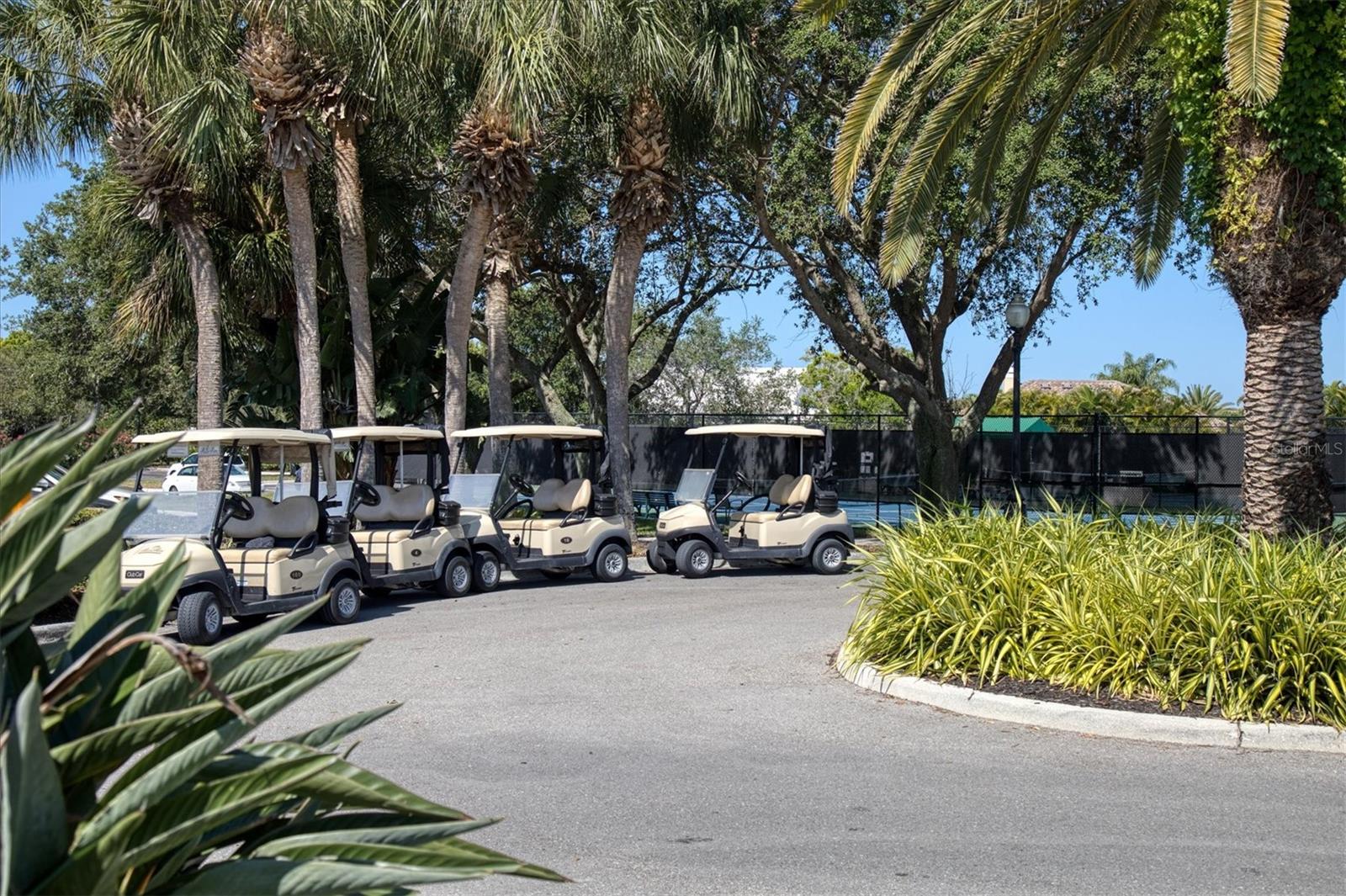 1207 HIGHLAND GREENS DR, VENICE, FL, 34285