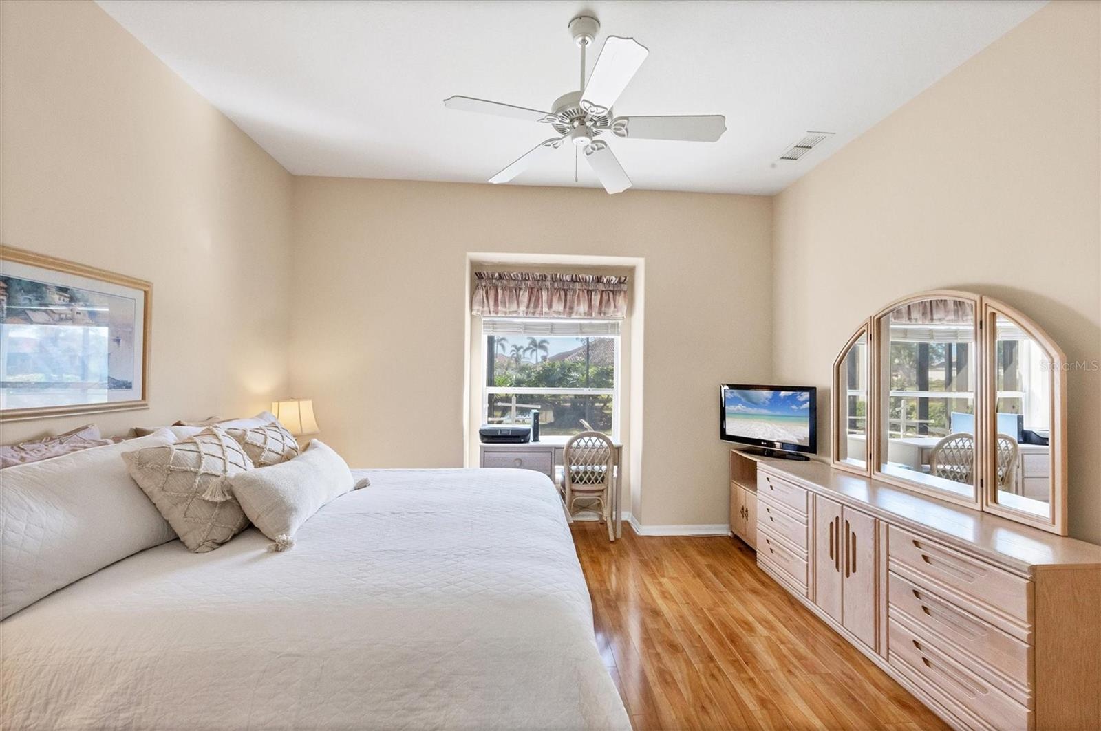 1207 HIGHLAND GREENS DR, VENICE, FL, 34285