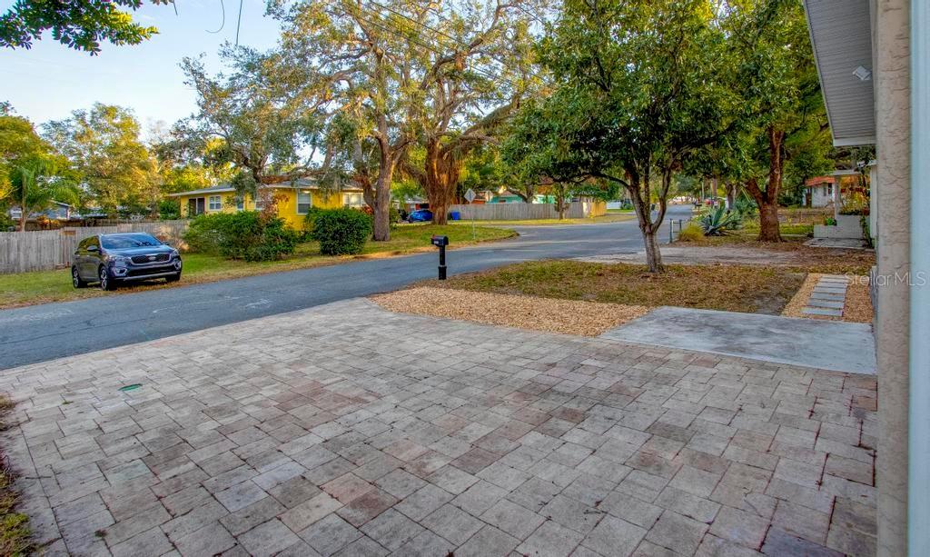 1208 ORANGE AVE, DUNEDIN, FL, 34698