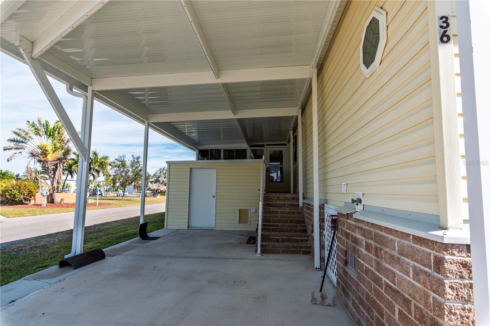36 EMDEN CIR, PUNTA GORDA, FL, 33950