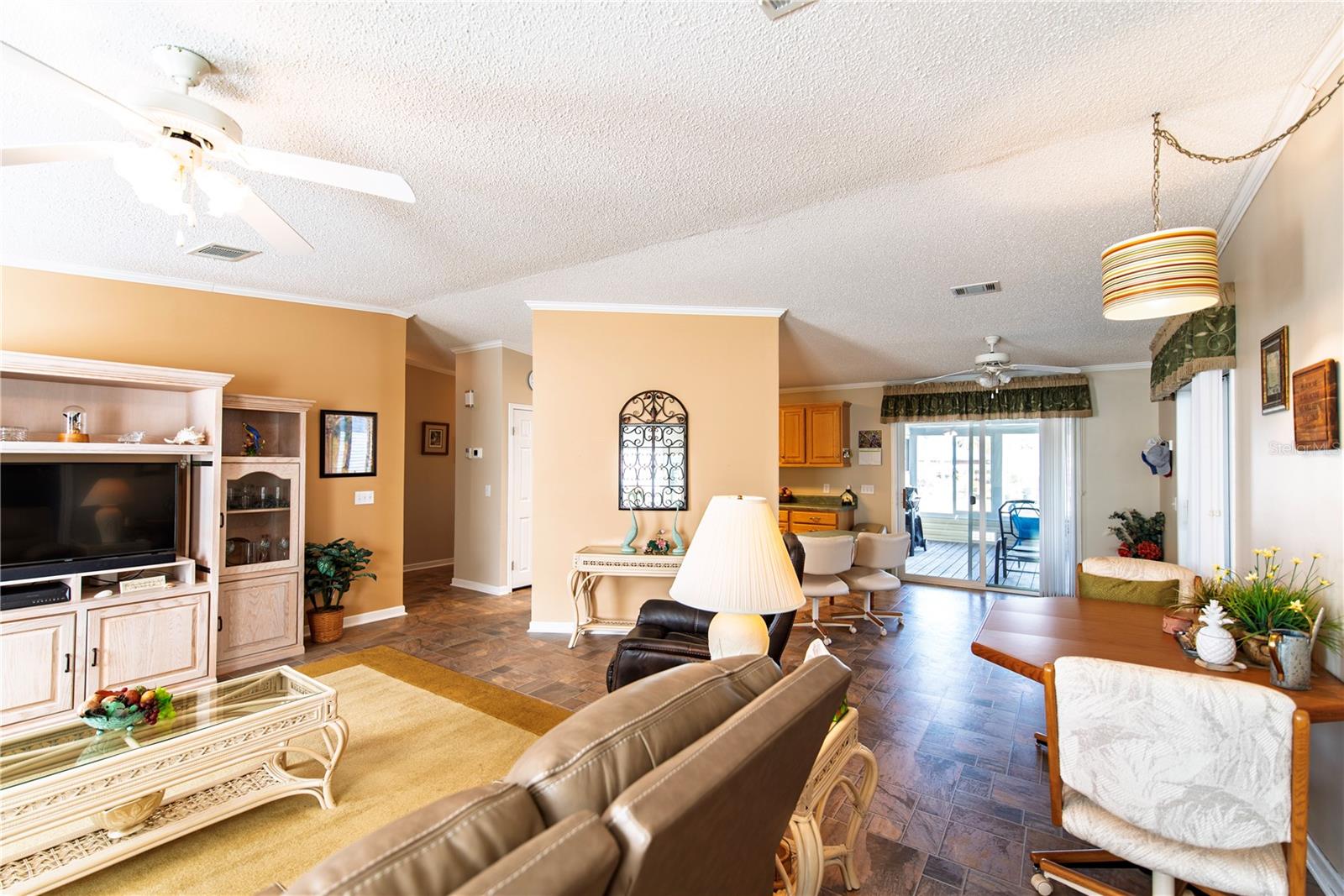 36 EMDEN CIR, PUNTA GORDA, FL, 33950