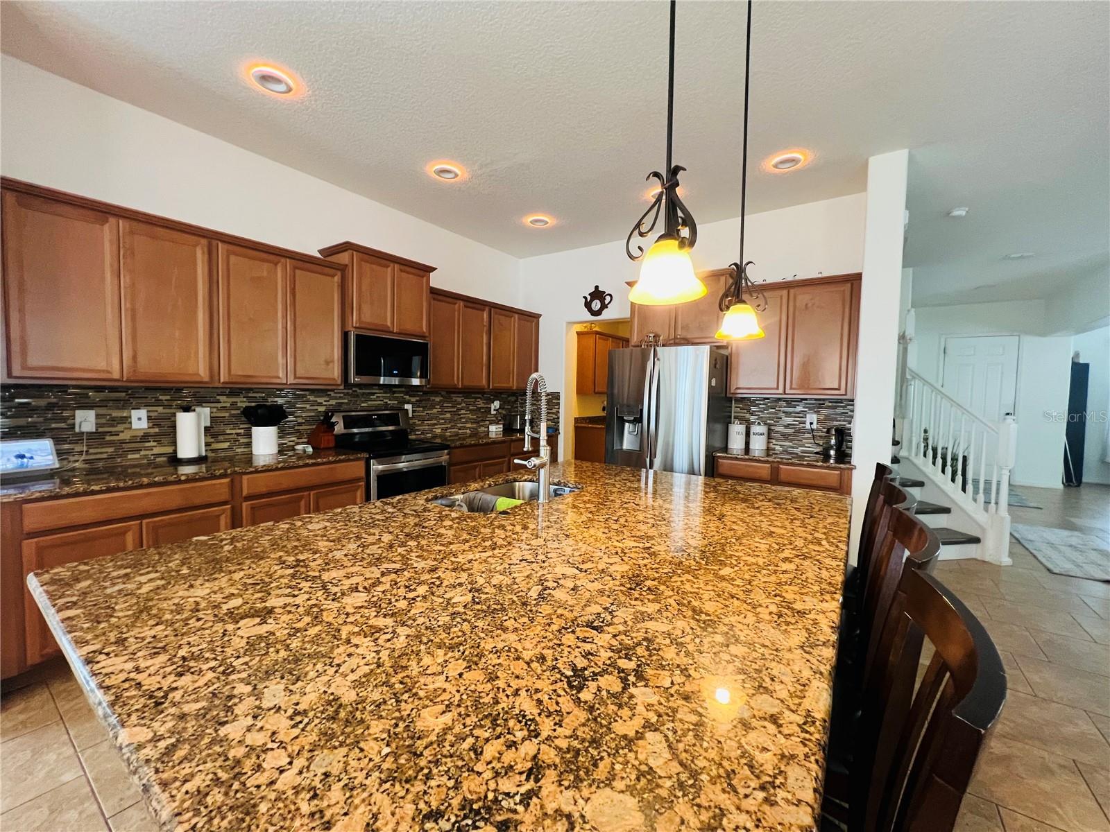 2071 REMEMBRANCE AVE, ST CLOUD, FL, 34769