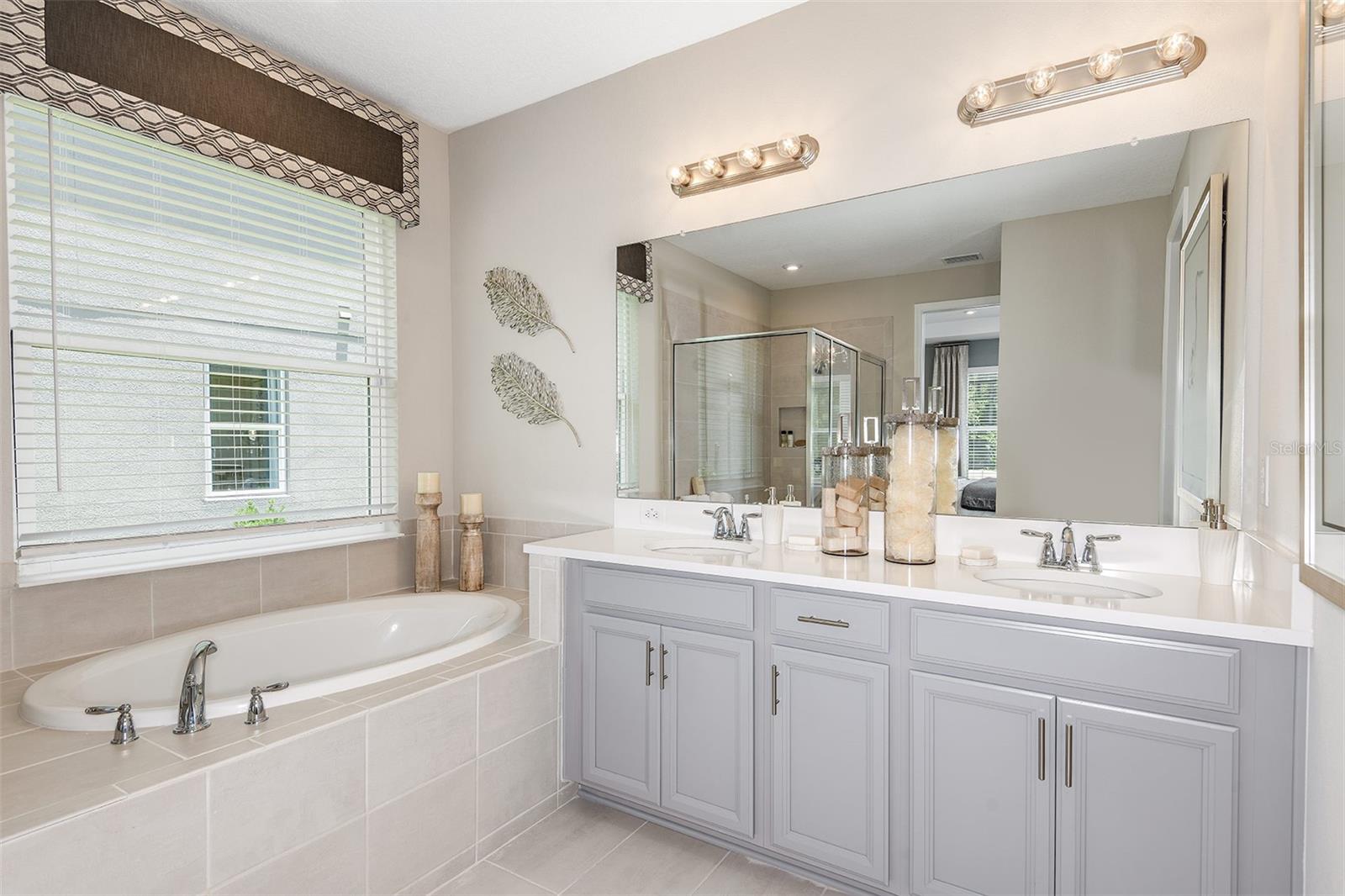 1988 LONGLINER LOOP, WESLEY CHAPEL, FL, 33543