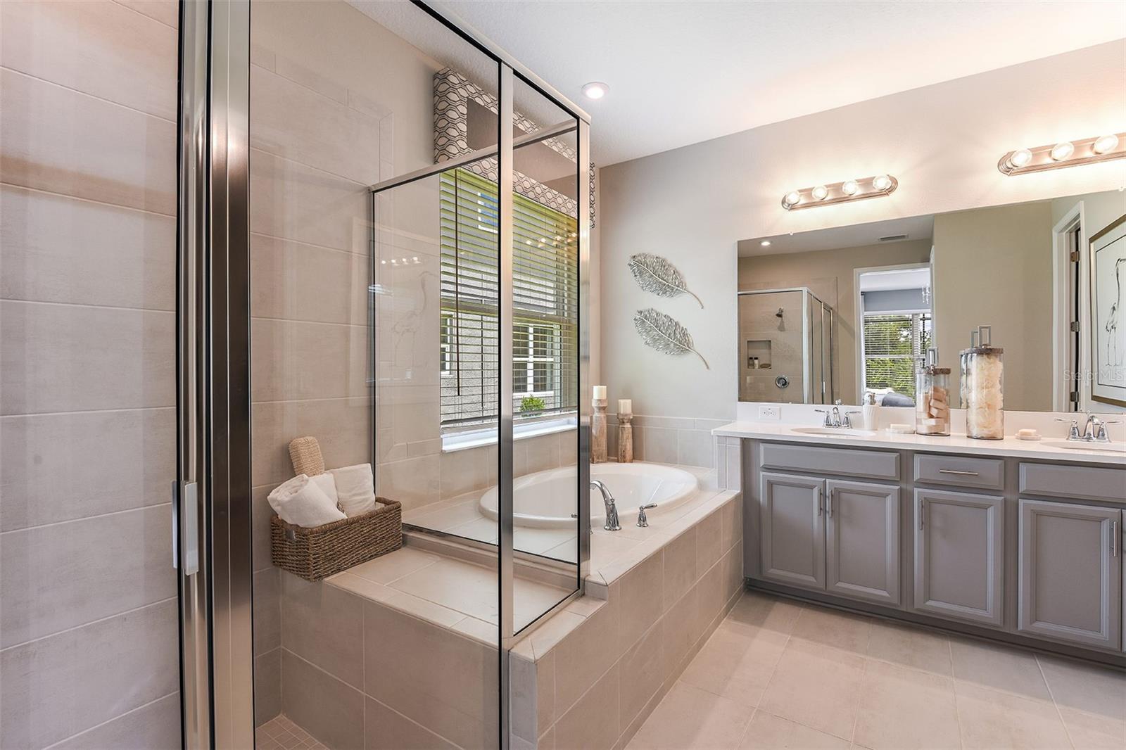 1988 LONGLINER LOOP, WESLEY CHAPEL, FL, 33543