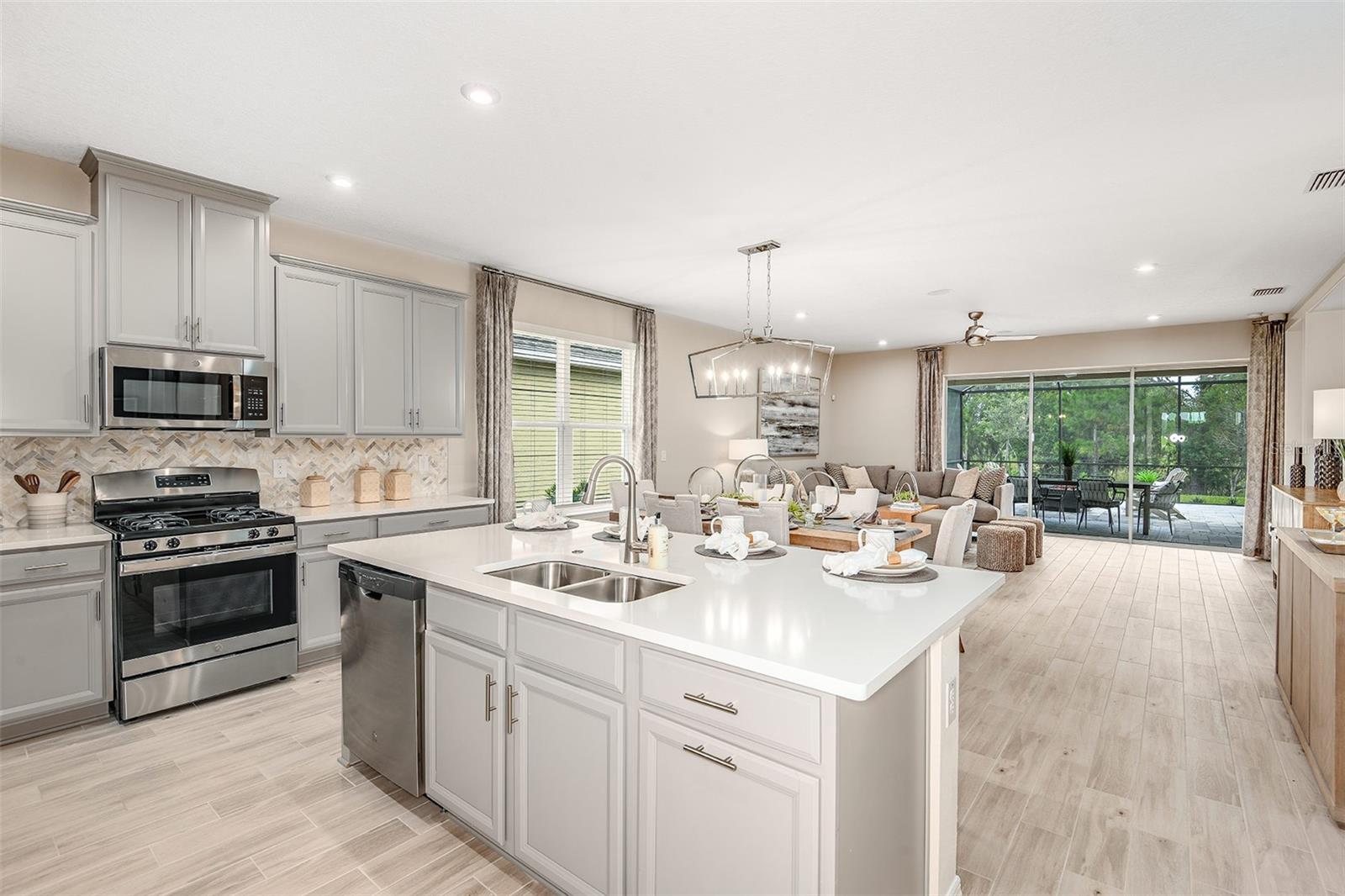 1988 LONGLINER LOOP, WESLEY CHAPEL, FL, 33543