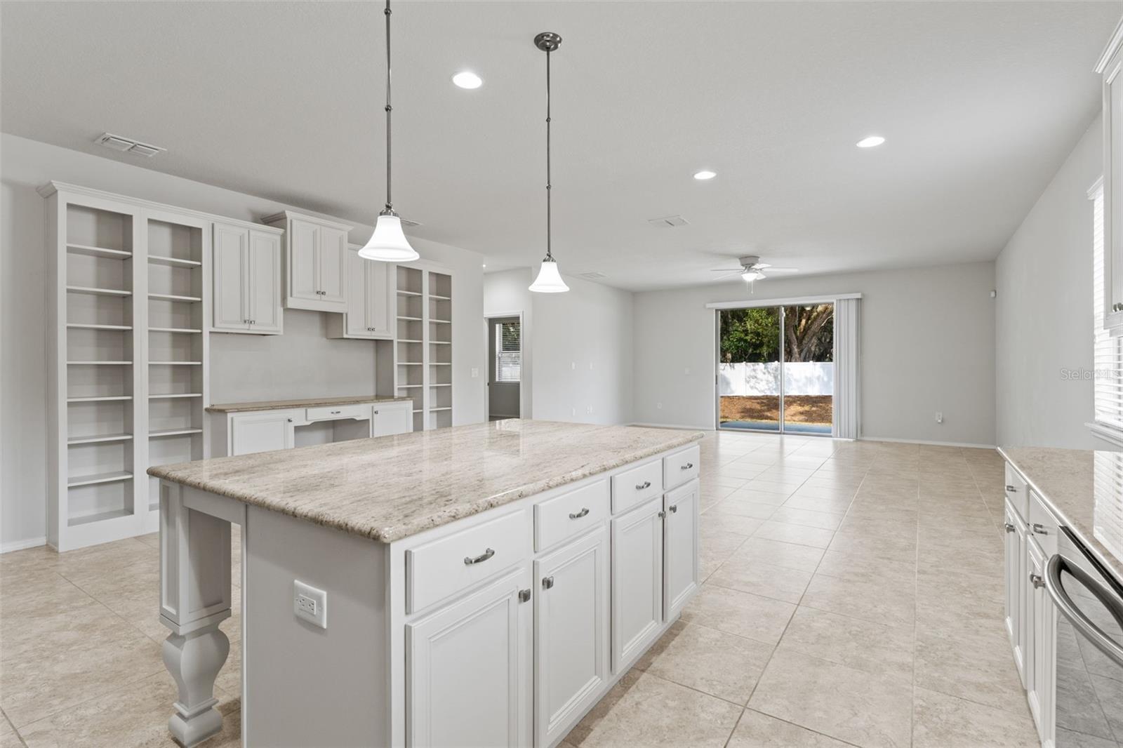 15571 STONE HOUSE DR, BROOKSVILLE, FL, 34604