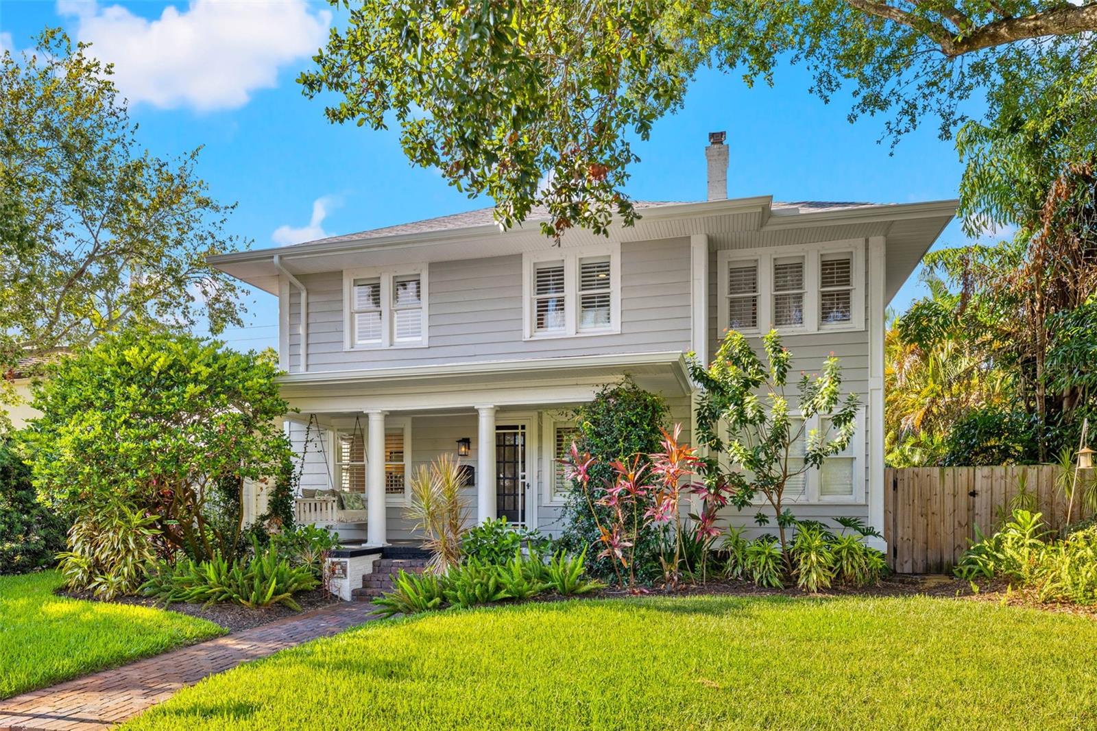 425 20TH AVE NE, ST PETERSBURG, FL, 33704