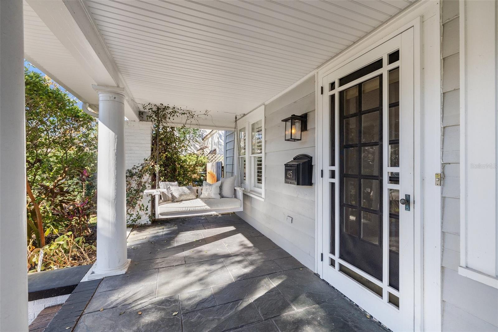 425 20TH AVE NE, ST PETERSBURG, FL, 33704