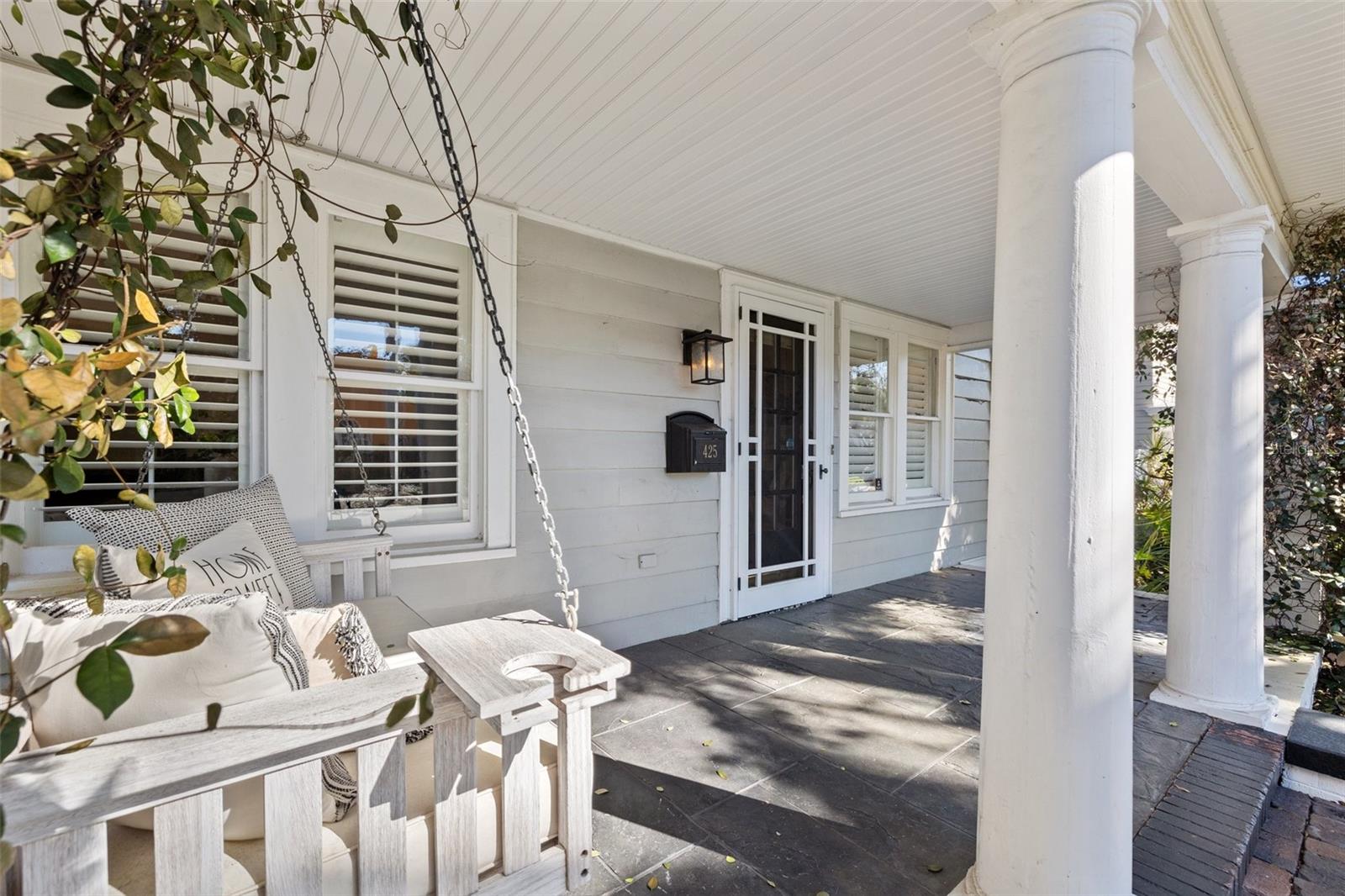 425 20TH AVE NE, ST PETERSBURG, FL, 33704